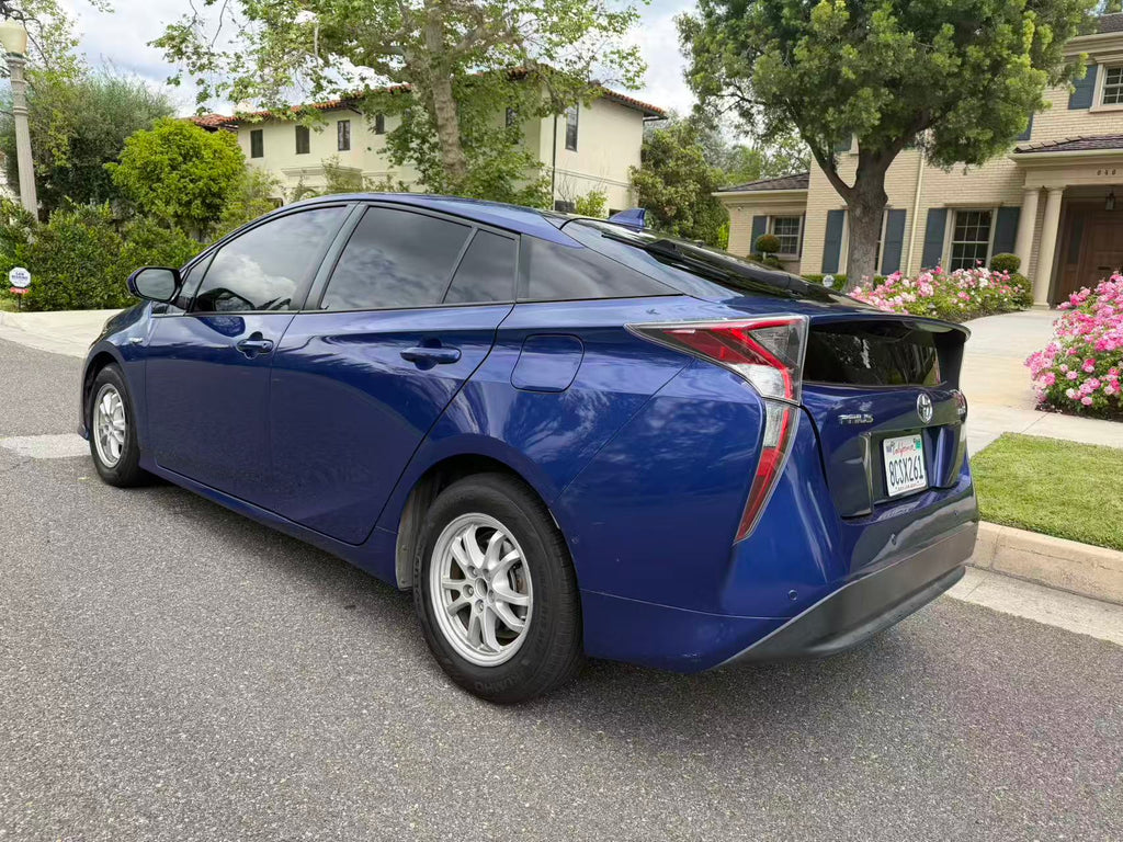 2018 TOYOTA PRIUS