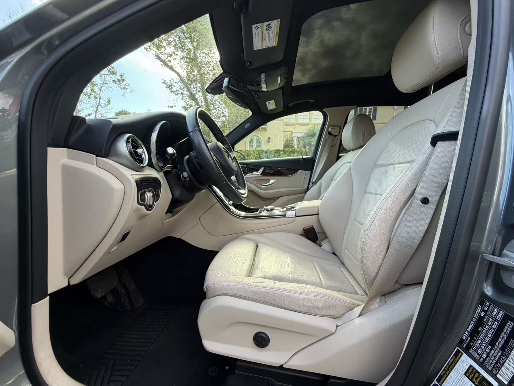 2018 Mercedes-Benz GLC 300